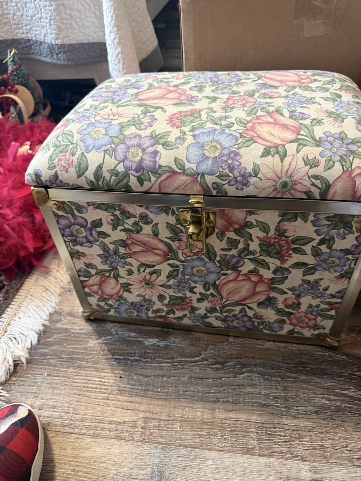 Metal Fabric With Tray & Assorted Supplies