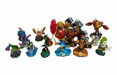 Skylanders Figuren Konvolut 16 Stück 