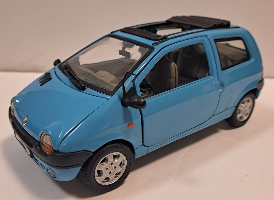 Anson Renault Twingo Blue 1:18 Diecast  Sunroof Rare - Image 2 of 3