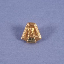 Vintage UPS United Parcel Service Employee Badge 18 Year Driver Service Pin