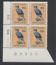SOUTH AFRICA - 1972/74 NO WMK. 20c BIRD IN CYL. BLOCK UM(MNH) SG.323 (REF.G30)