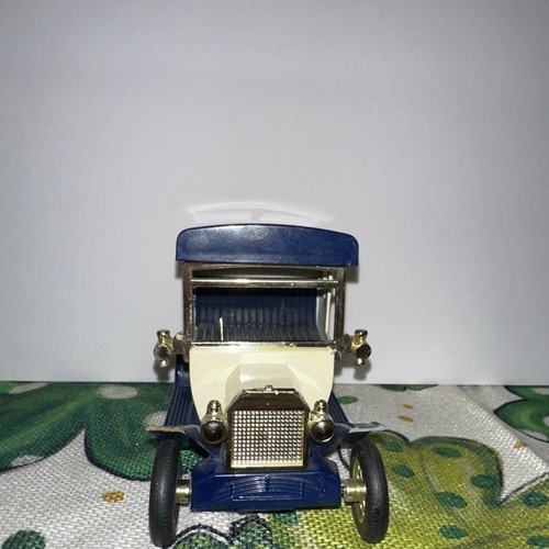 Vintage Toy Die Cast 1912 Ford Pepsi Cola Delivery Truck/Coin Bank - Picture 3 of 23