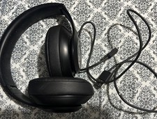 Beats Studio3   Wireless Noise Cancelling Over Ear Headphones Black - Open Box