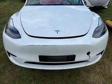 Stoßstange Komplett Vorne Tesla Model Y 2020 Kotflügel Scheinwerfer