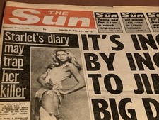 The Sun Newspaper 1977. page 3 model Mona. Rita Webb. Suzy mandel. Ian McCulloch
