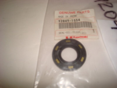 ツヨシ Front Sets Driver's Footrest Footpegs Kawasaki ZX4-RR Ninja ZX400