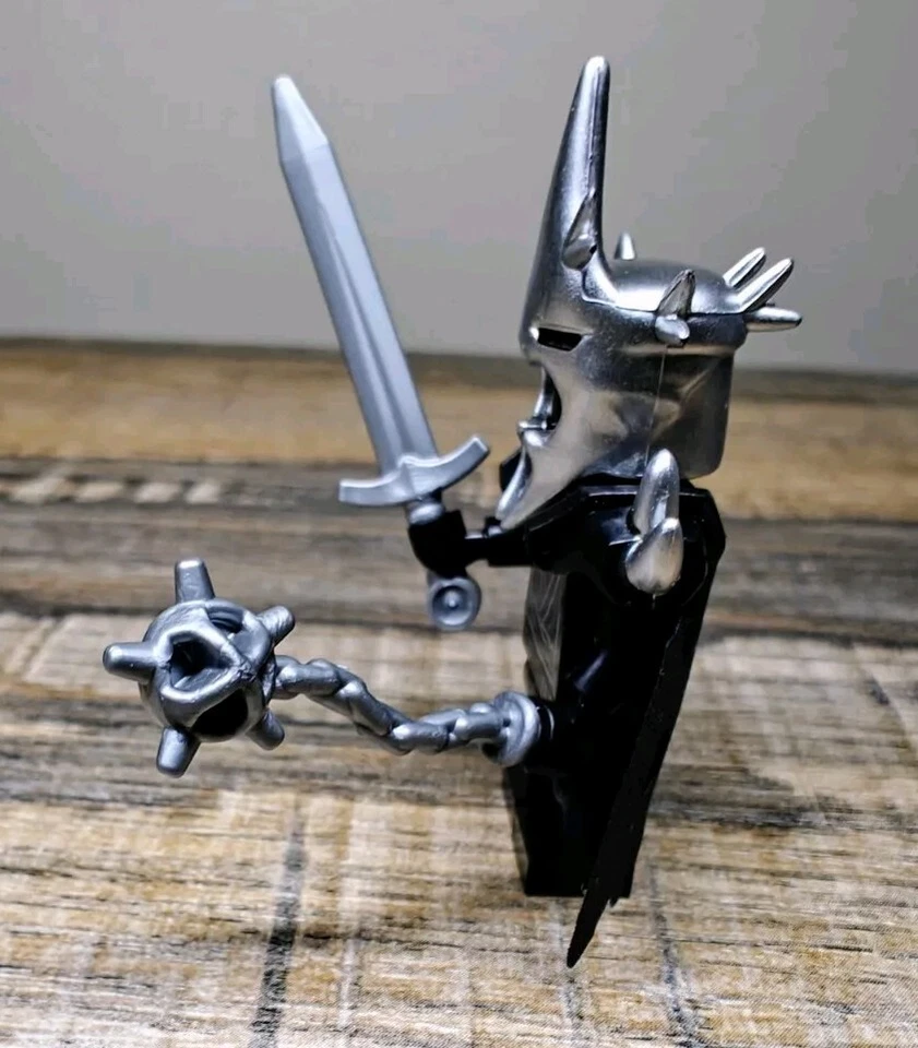 **NEW** LEGO Lord Of The Rings Witch King Minifigure w/ Custom Accessories - Image 2 of 4