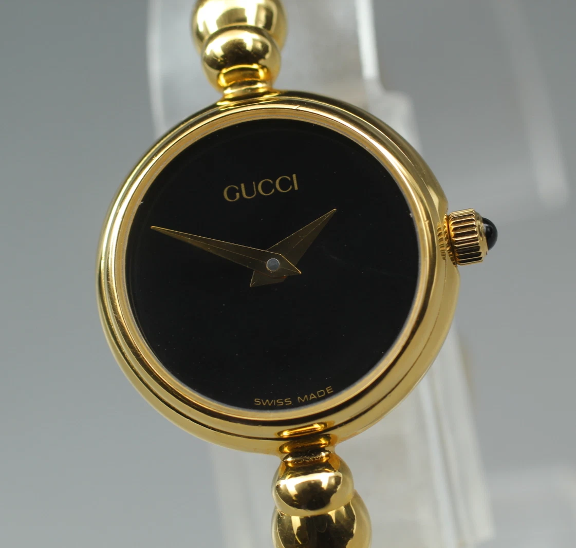 [Presque comme neuve] Montre femme vintage GUCCI 2700,2,2,L cadran noir doré fil doré JAPON