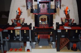 lego 8877 vladeks dark fortress 100% complete with manual