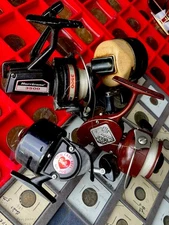 Vintage REEL GROUP Including Shakespeare Berkley Zebco Hurricane 