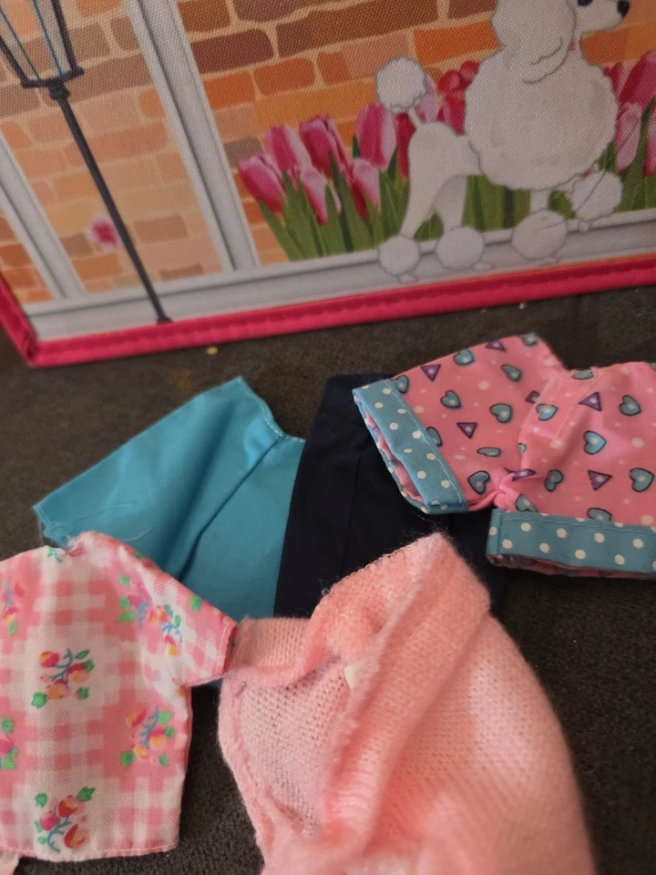 Lote de ropa para muñeca Barbie Mattel algunos Mattel y clones #10 Foto 3 de 4