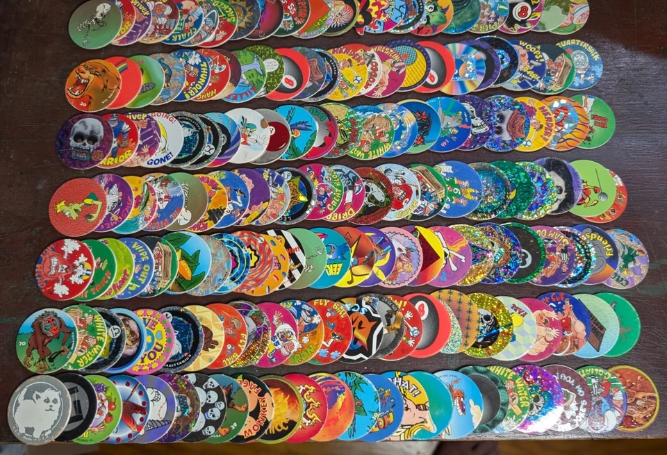 Vintage lot of 215 POG's from the 90s Era, 3 Slammers! Great For Collectors - Image 4 of 4