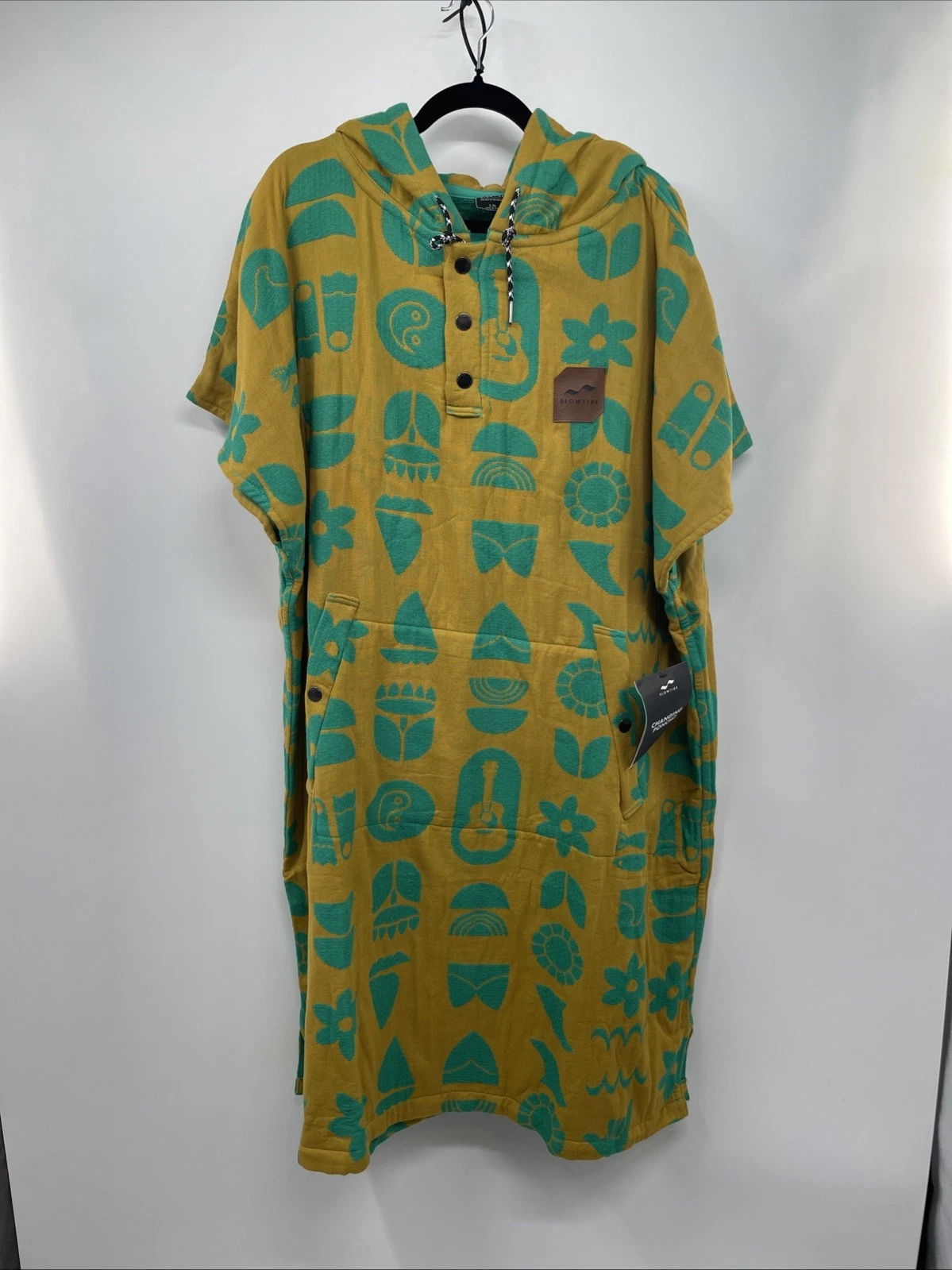 Slowtide Sunny Poncho Women's L/XL Mustard Teal Extra-Warm Changing Hooded NWT
Opens in a new window