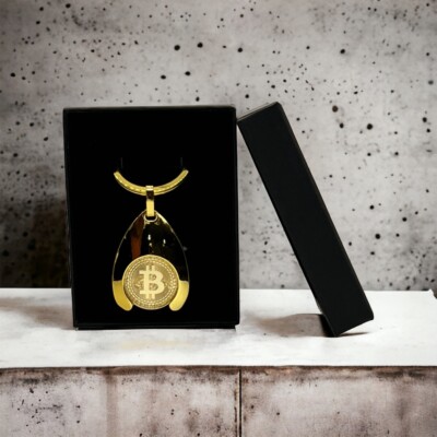 Schlüsselanhänger Bitcoin Gold Mit geprägtem Kryptowährung vergoldet Metall.