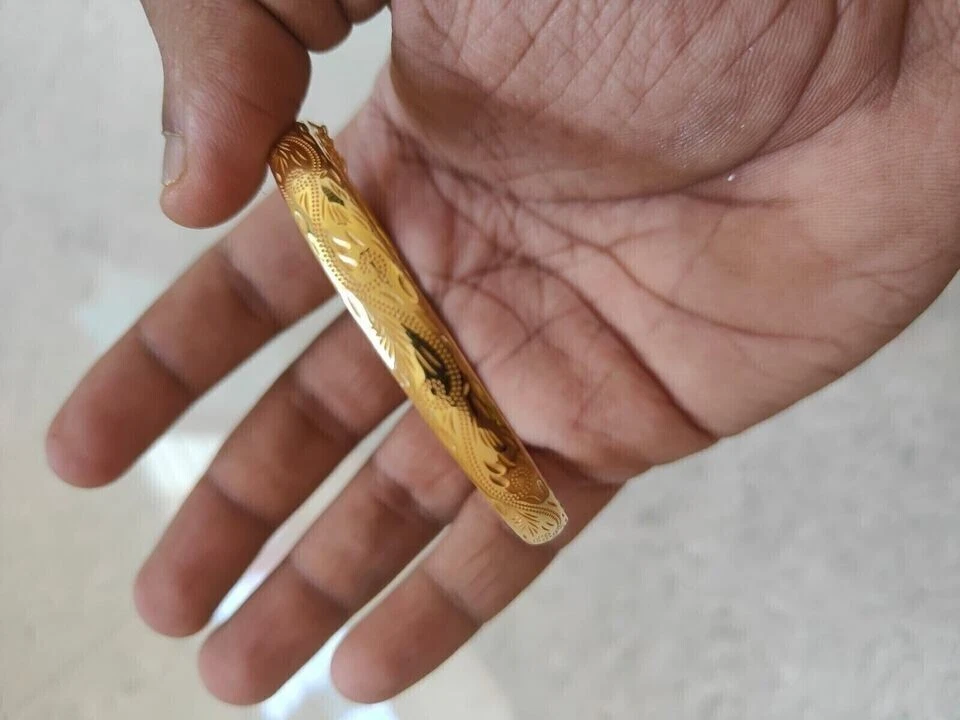 14k Yellow Gold Plated Vintage & Estate New Style 8" Bangle Bracelet Unisex - Image 3 of 4