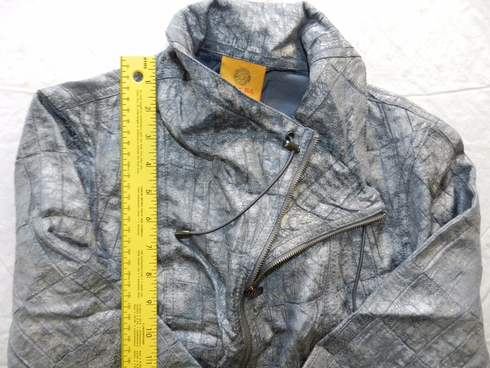 RUBY RD Jacket women's size 10P silver full zip windbreaker style coat (cs23) - Image 2 of 4