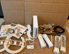 Nintendo Wii RVL-001 Bundle CIB Mario Kart 2 Remotes Motion Plus 2 Nunchuks HDMI