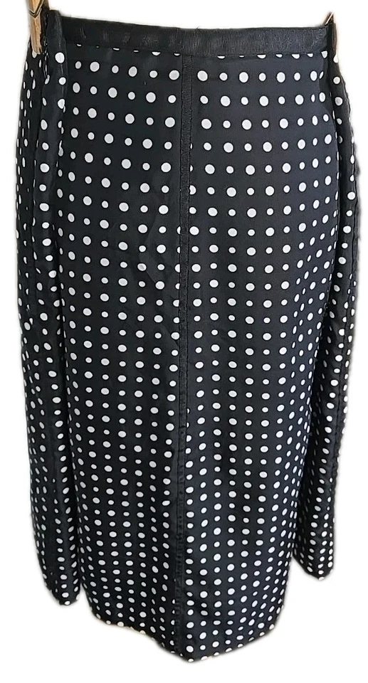 Falda Style & Co. 100 % seda lunares blancos y negros, talla 16 Foto 4 de 4