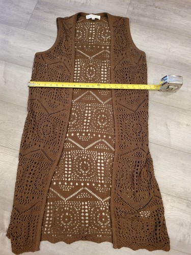 Preowned Chelsea & Theodore woman crocheted Brown long vest cardigan Size Small - Picture 7 of 11