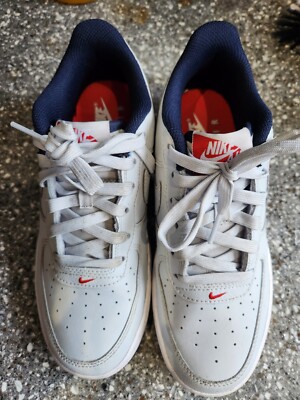 Nike Air Force LV8 Older Kids Size 5/ Euro 38 UK