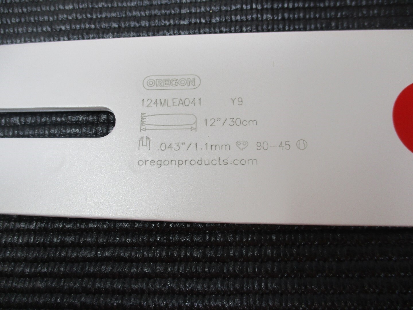 Oregon 124MLEA041 Single Rivet Guide Bar 12" for Dewalt John Deere ...