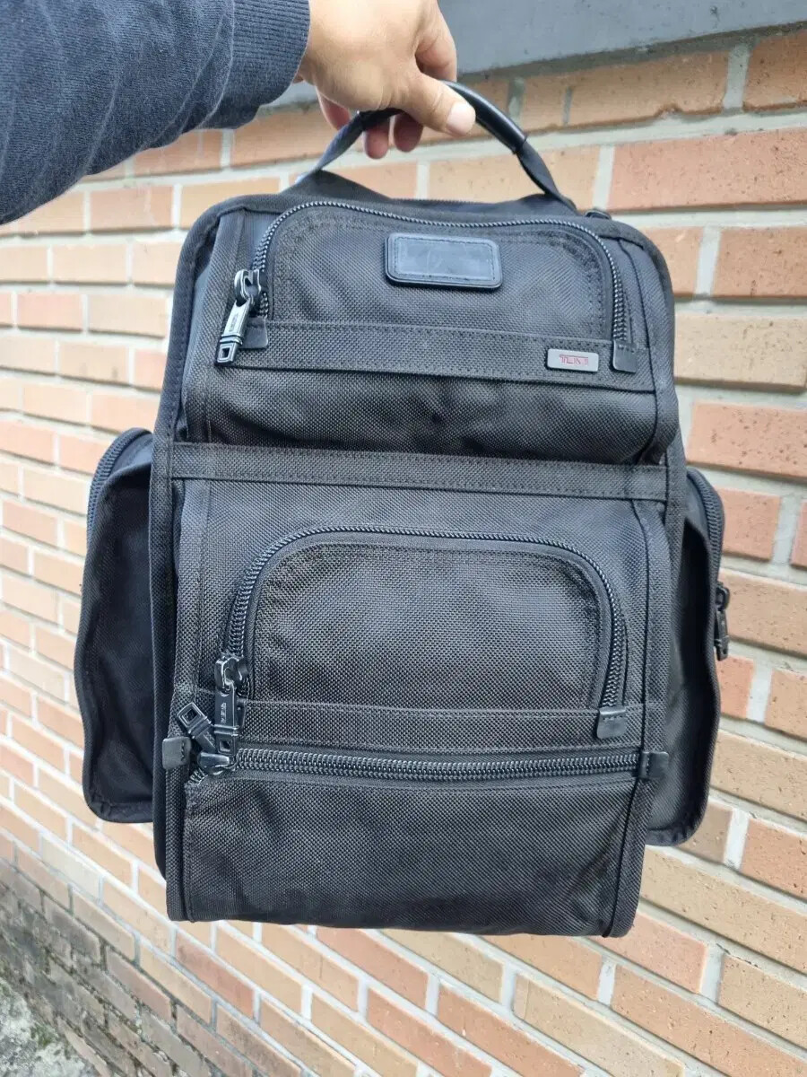 Tummy T-Pass Adjustable Waist Support Backpack for Comfortable Travel