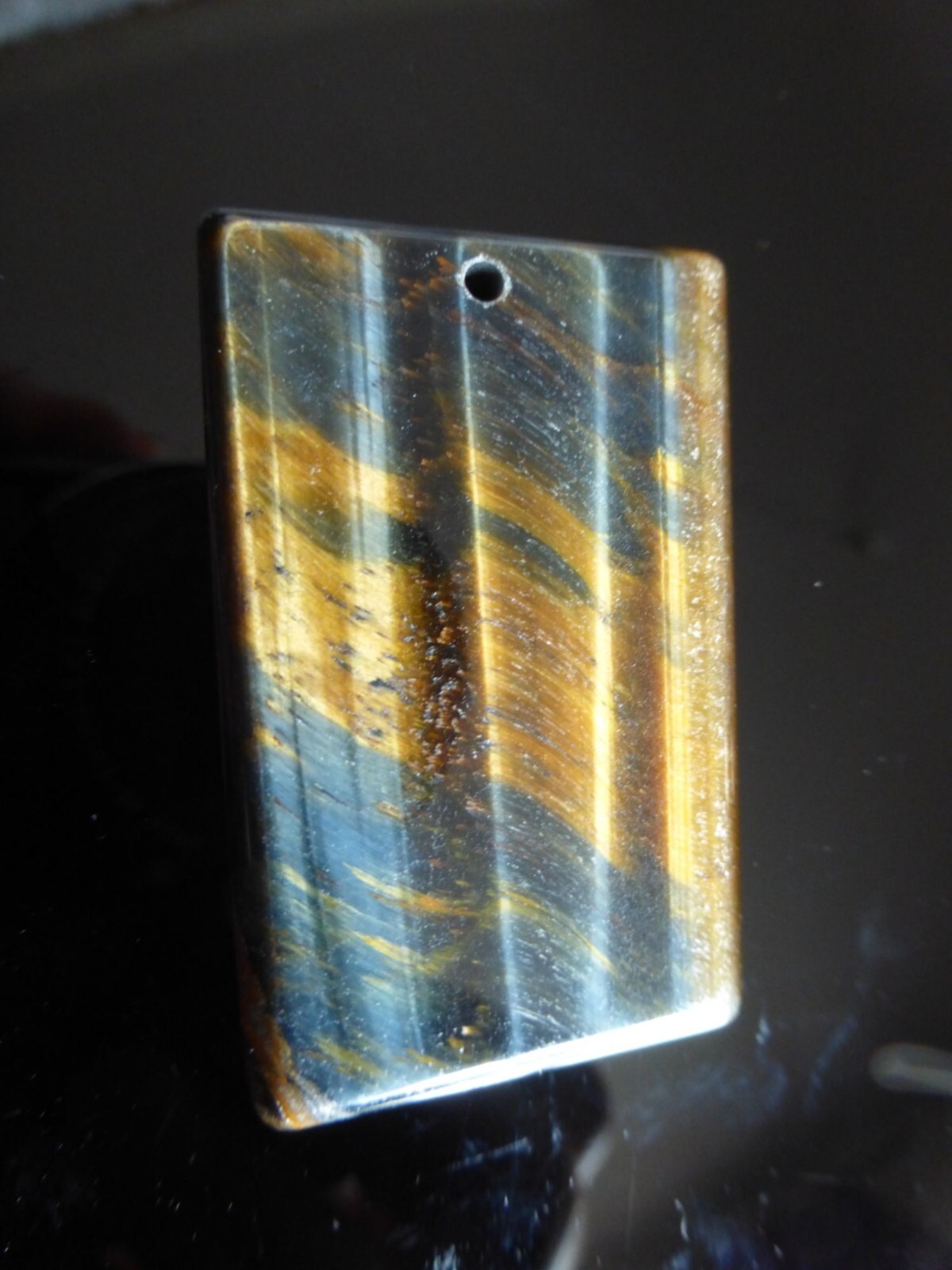 Pendentif oeil de tigre rectangle pierre naturelle brune et dorée
