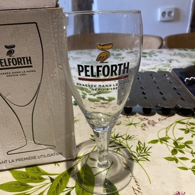 PELFORTH  Chalice style FRENCH CRAFT BEER GLASS 25cl half pint New CE M24 