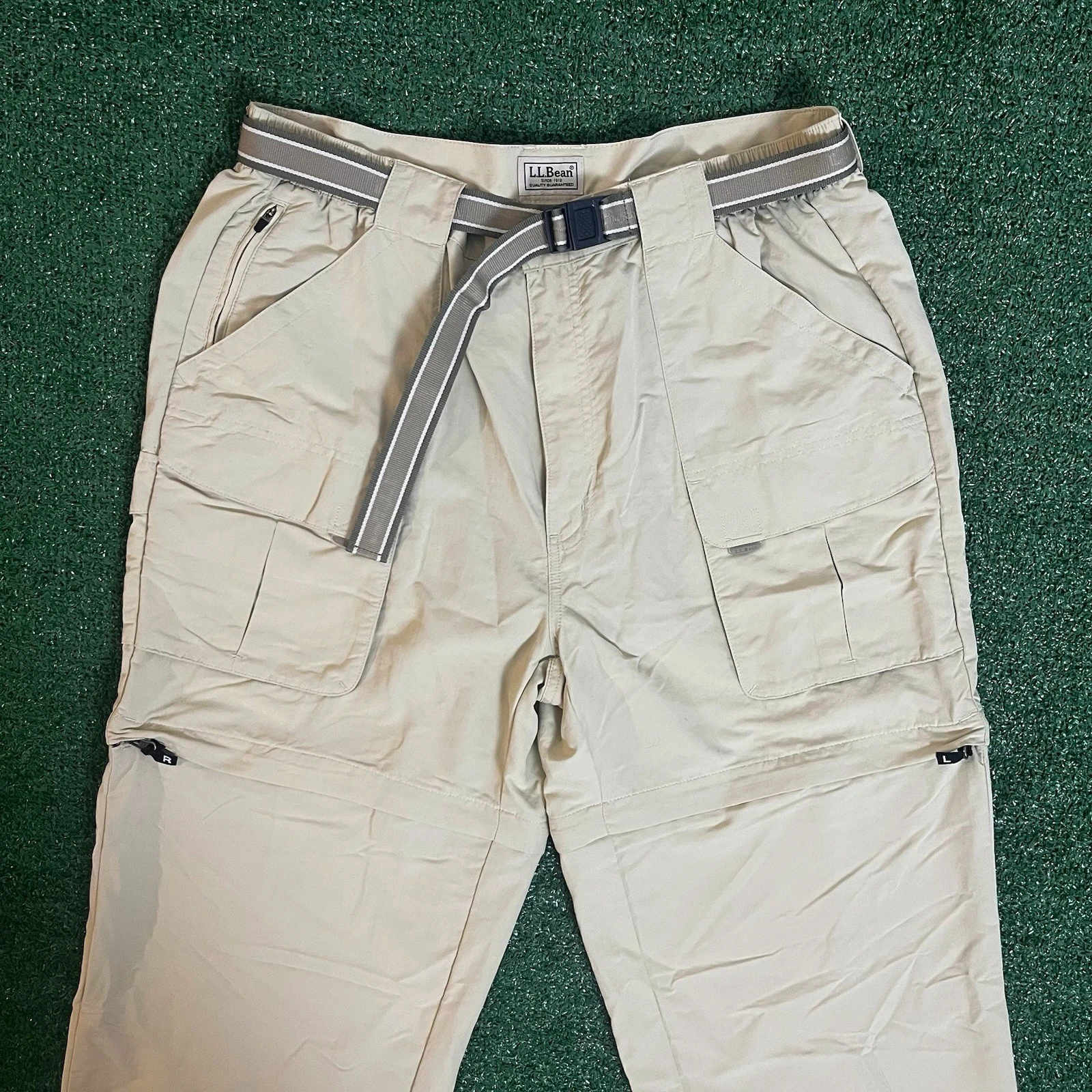 L.L. Bean Men’s L Reg Belted Convertible Cargo Pants Beige Khaki Hiking 0CFK5