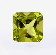 AAA Natural Peridot Square Shape Faceted Cut Loose Gemstone 1.75 Cts 7X7X4 mm