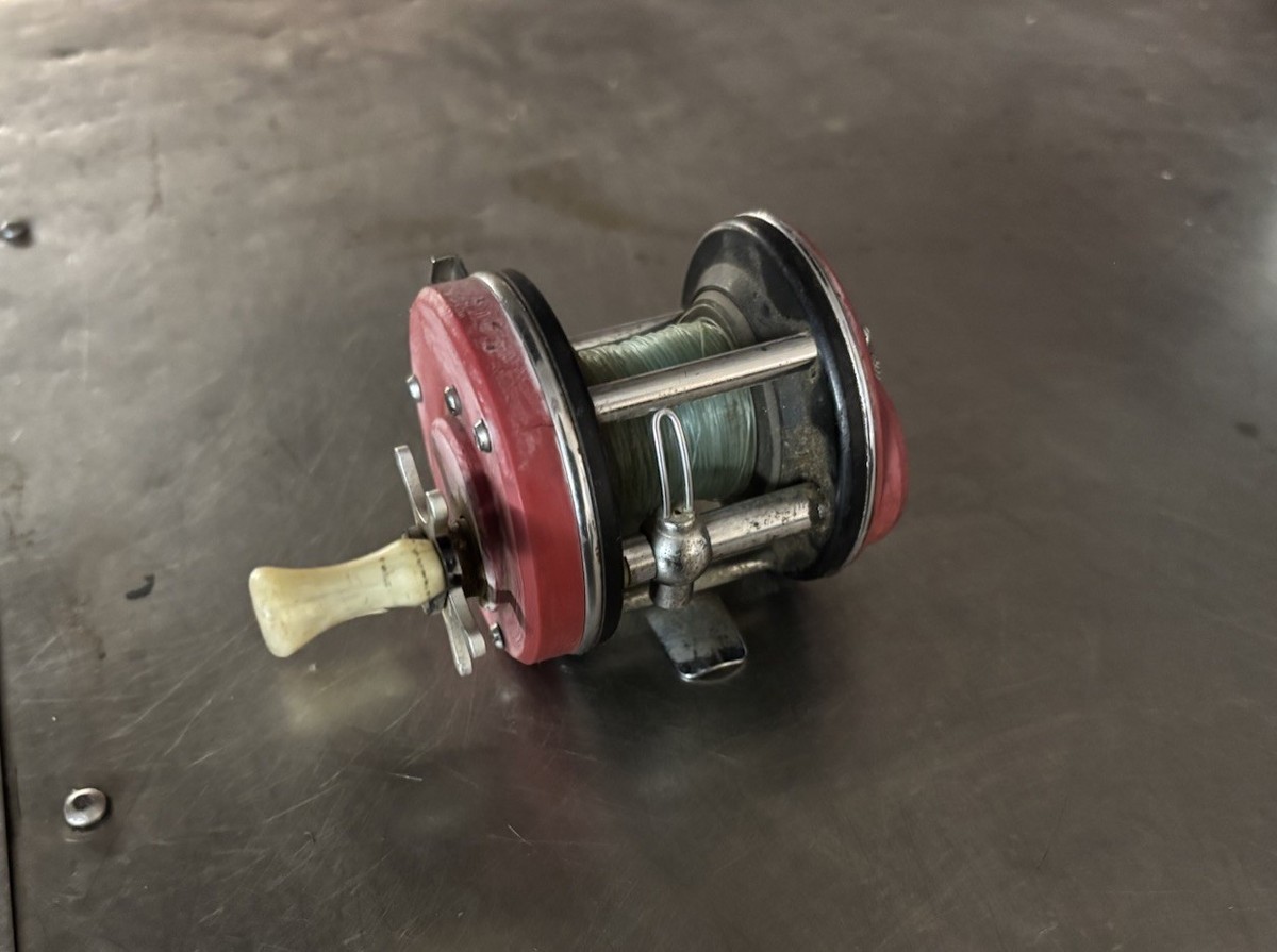 リ*パ様 Garcia Ambassadeur 4000 ベイトリール スウェー VTG Abu Garcia Ambassadeur 4000 Vintage Early Fishing Reel Made in