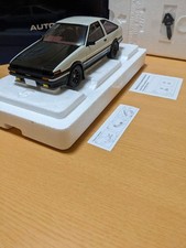 Autoart 1/18 Initial D Toyota AE86 Trueno Final Version Model Car