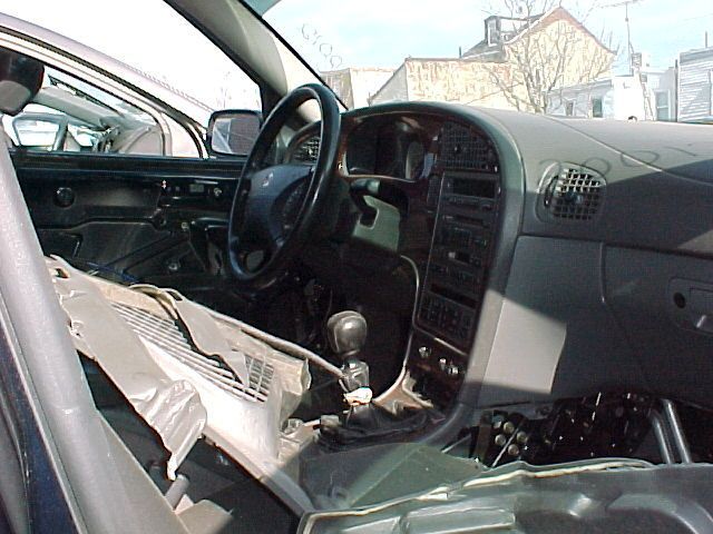 99 00 01 SAAB 9-5 L. TAIL LIGHT SDN LID MTD 261625