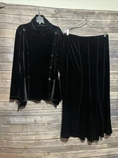Roni Rabl 2 Piece Set Womens Black Velour Shirt & Skirt Boho Chic Luxury