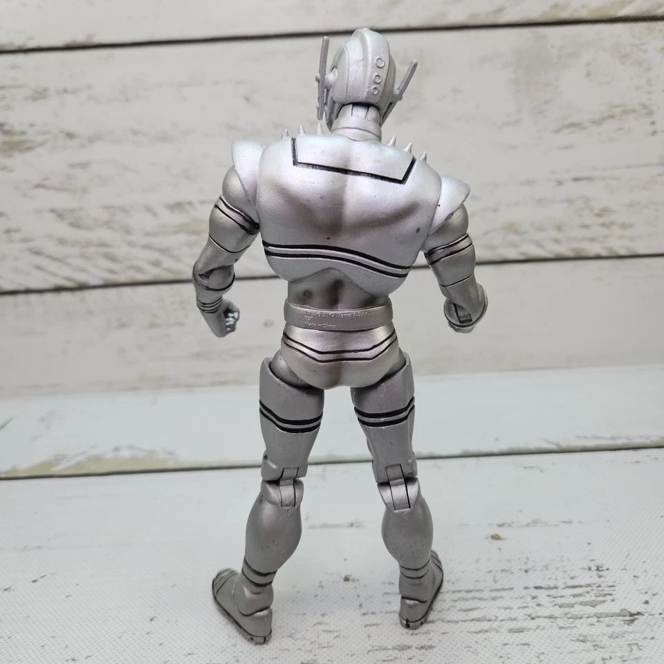 Figura de acción ajustable suelta Diamond Select Marvel Select Ultron 2012 7,5" Foto 3 de 4