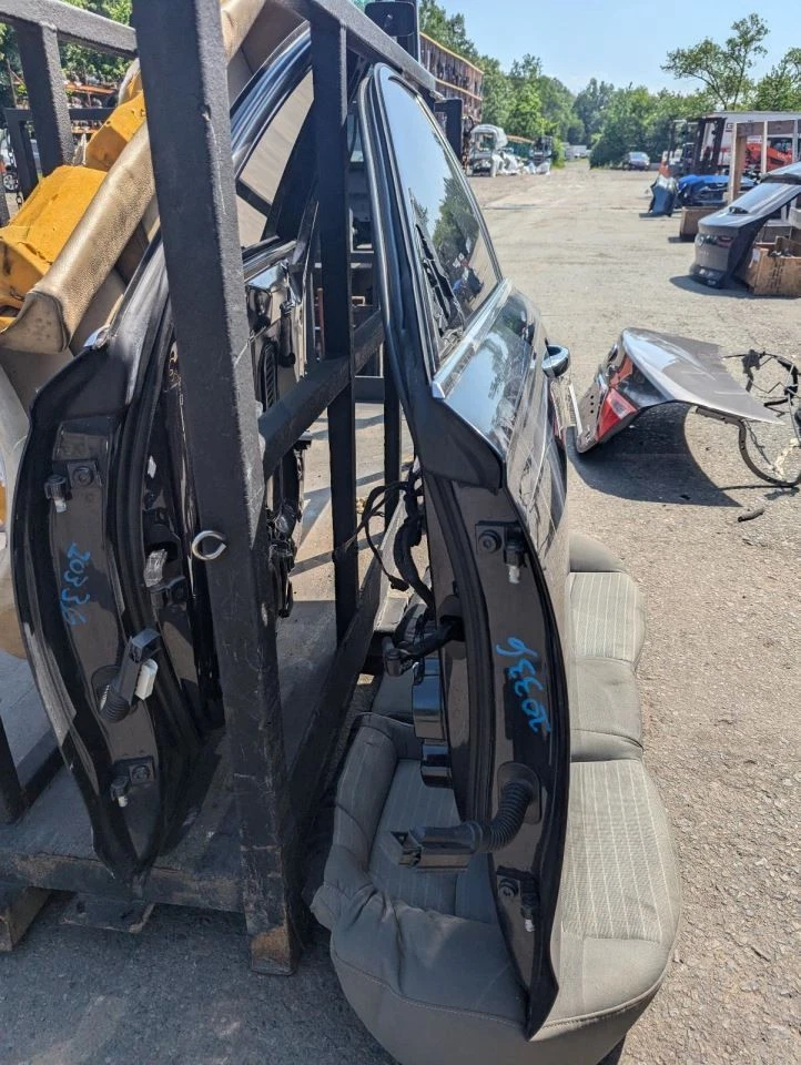 (LOCAL PICKUP ONLY) Driver Left Front Door Fits 12-18 AUDI A6 783280 - Изображение 2 из 3