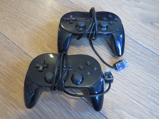 Nintendo Wii Classic Controller Pro: Black Joypad Gamepad x2