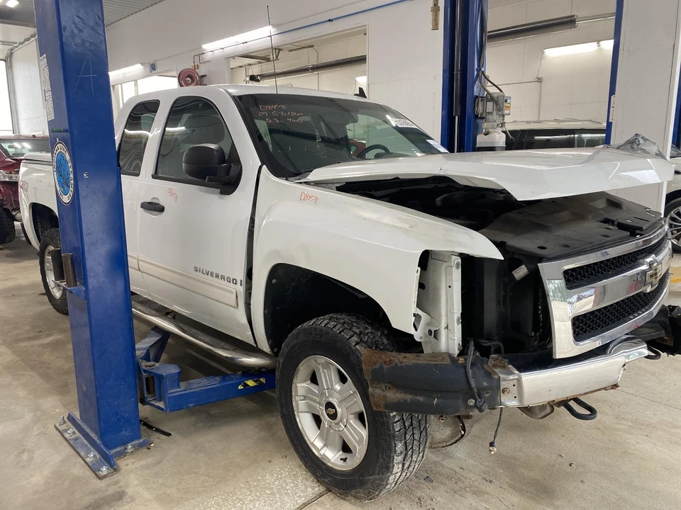 Used Front Left Seat Belt Front fits: 2009 Chevrolet Silverado 1500 pickup bucke - Image 4 of 4