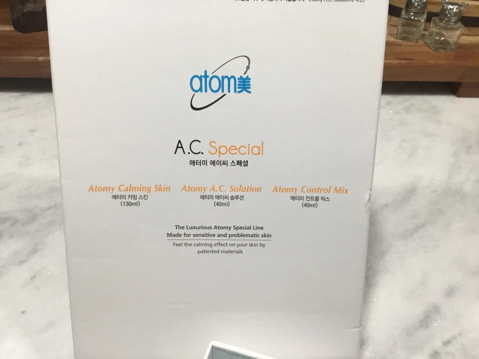 Calmante de la piel atomía, A.C. Mezcla de solución y control para piel sensible caja abierta Foto 2 de 4