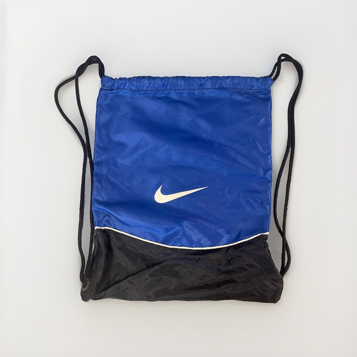 blue nike string bag
