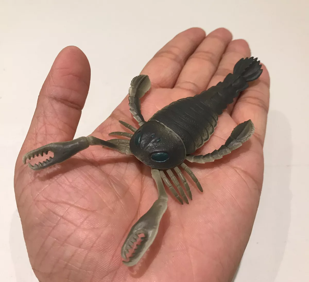 TAKARA TOMY Ancient Sea Scorpion Creature PTERYGOTUS Dinosaur Figure Grey