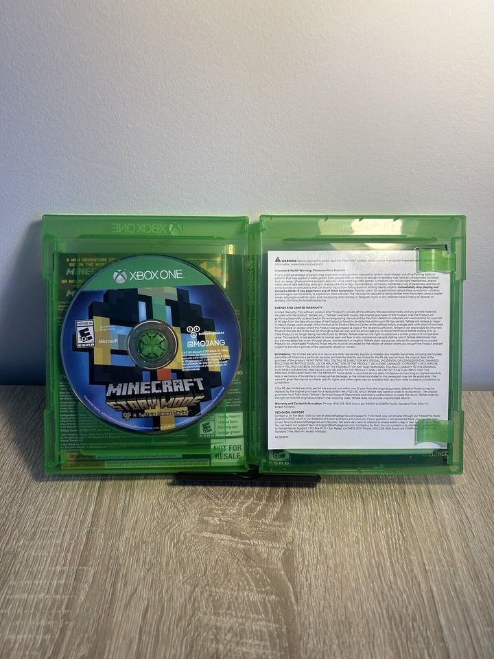 Minecraft Story Mode Season Pass Disc (Microsoft Xbox One, 2015