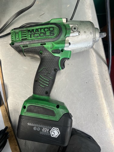 Matco Tools Rechargeable Half Inch Drive Impact Cordless Rechargeable - Picture 2 of 4