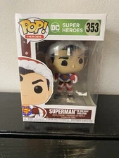 Funko Pop! Vinyl: DC Universe - Superman in Holiday Sweater #353