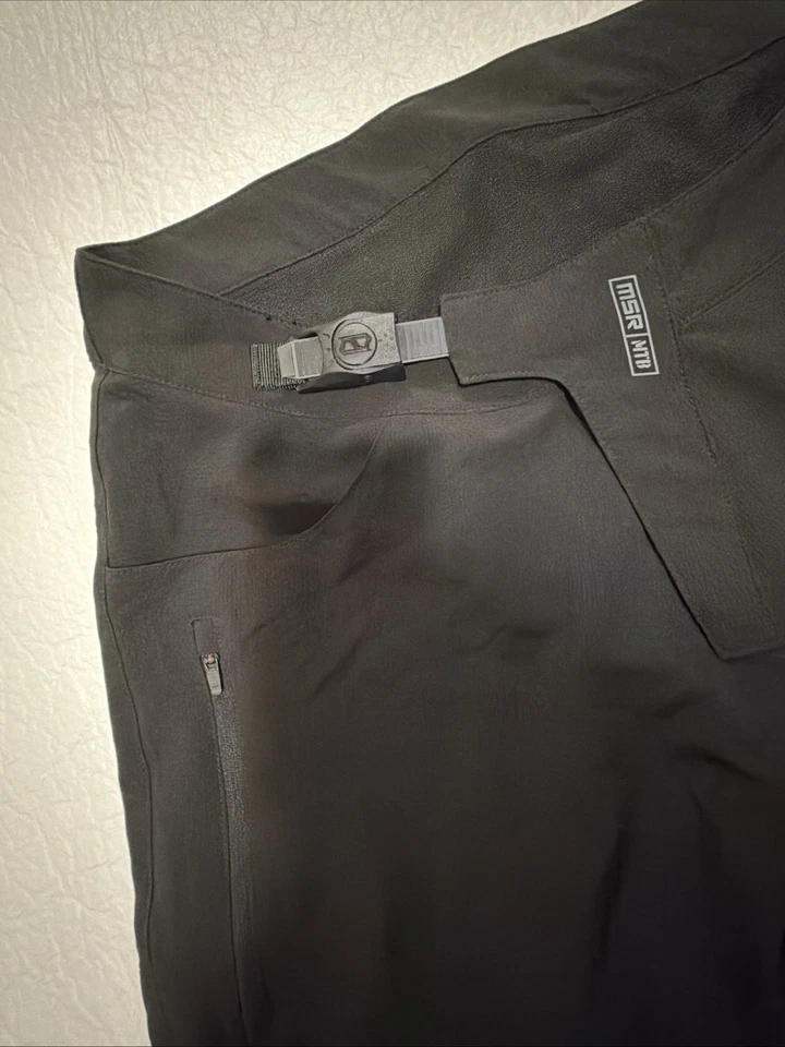 Pantalones Cortos de Ciclismo de Montaña MSR para Hombres 36 Negros MSR Ciclismo MTB Montar Rush Shorts Foto 2 de 4