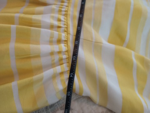 Lilly Pulitzer Size 10 Lovely Lemon Silk Striped Dress. Just Beautiful! - Picture 18 of 19
