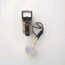 Ludlum Model 3 Radiation Survey Meter Geiger Counter w/ 44-9 Probe