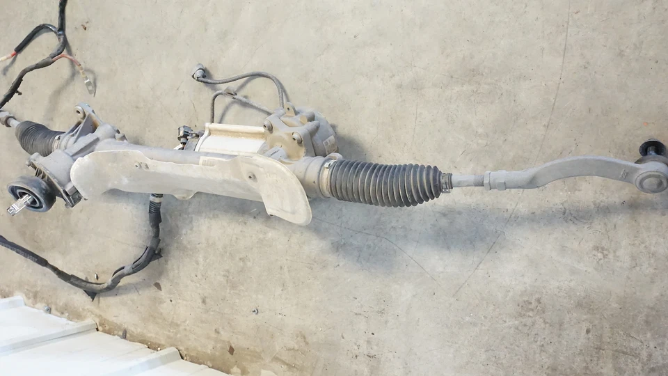 Estante y piñón de dirección asistida MKII AUDI TT Foto 4 de 4