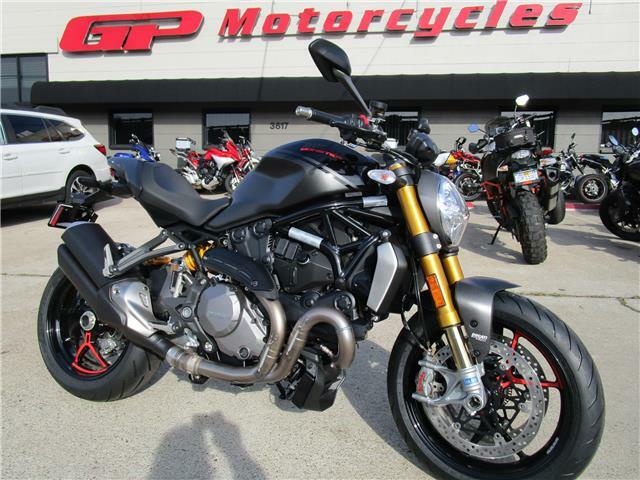 2020 Ducati Monster  2020 Ducati Monster