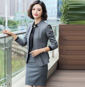 giacca e gonna tailleur